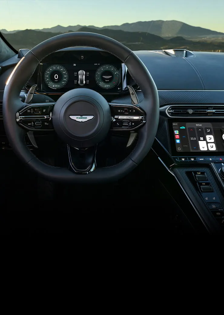 Apple CarPlay Ultra®